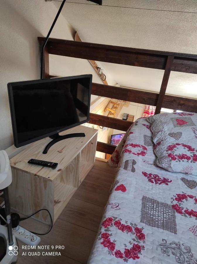 Les Fontanilles Odeillo Chalet 60 Wifi & Parking Gratuit Expose Plein Sud & Plein Pied , Draps & Serviettes De Toilettes Non Inclus, Sabanas Y Toallas No Incluidos Exteriér fotografie