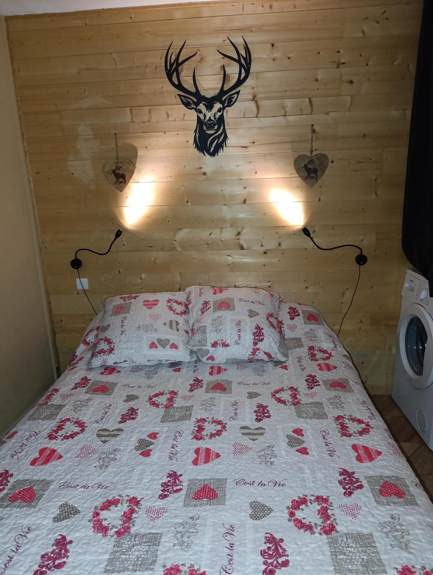 Les Fontanilles Odeillo Chalet 60 Wifi & Parking Gratuit Expose Plein Sud & Plein Pied , Draps & Serviettes De Toilettes Non Inclus, Sabanas Y Toallas No Incluidos Exteriér fotografie